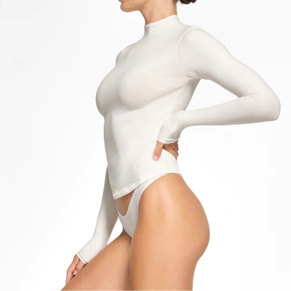 SKIMS Tops - Skims Turtle Neck top